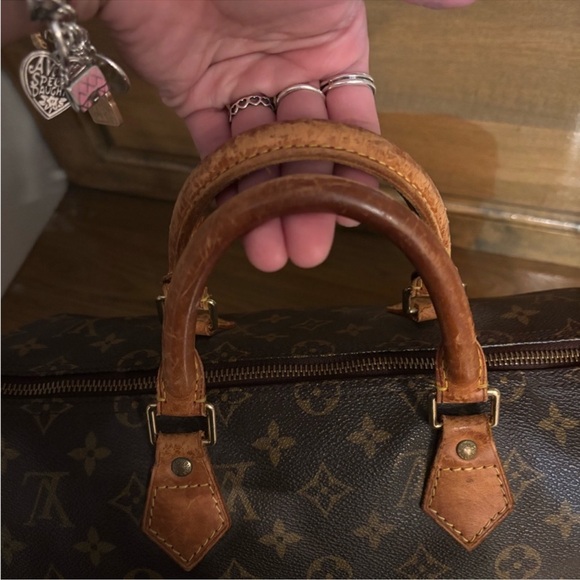 Louis Vuitton Monogram SPEEDY 35 - Picture 5 of 14